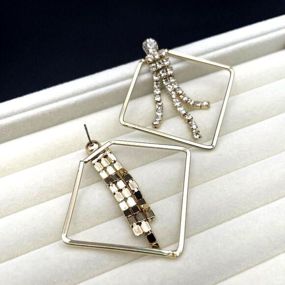 Yellow Gold Rhombus with White Diamond Crystal Dangling Tassel Post Earrings - Picture 7 of 9